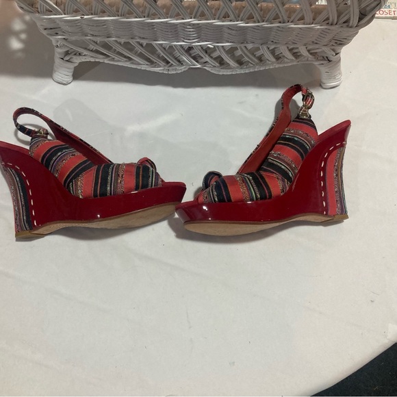 Vince Camuto shoes - Picture 6 of 7